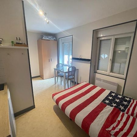 Studio Agreable Et Lumineux Lägenhet Niort Exteriör bild