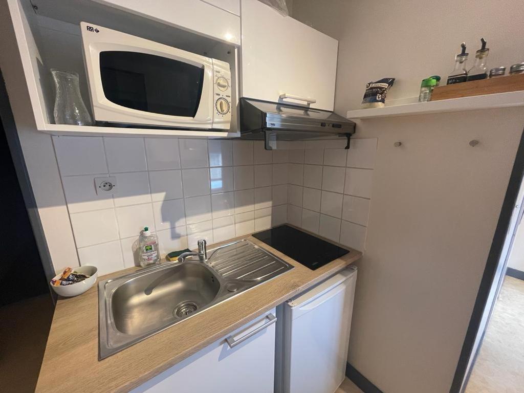 Studio Agreable Et Lumineux Lägenhet Niort Exteriör bild