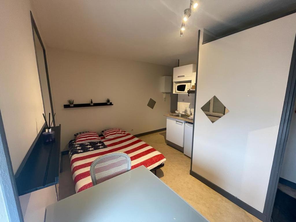 Studio Agreable Et Lumineux Lägenhet Niort Exteriör bild