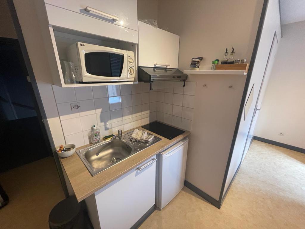 Studio Agreable Et Lumineux Lägenhet Niort Exteriör bild