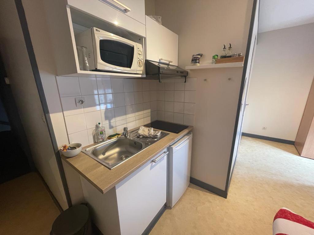Studio Agreable Et Lumineux Lägenhet Niort Exteriör bild